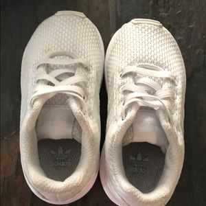 Toddler shoes